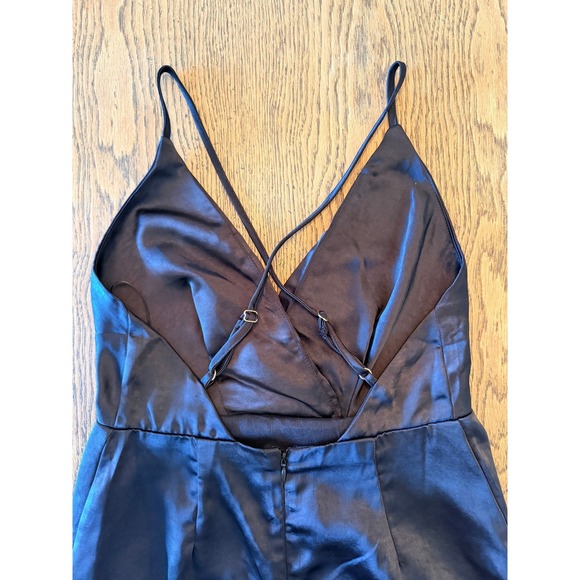 Black Twist Maxi Dress Showpo Jayne Twist Front Strappy Satin Gown Size 2 NWT - Picture 6 of 9